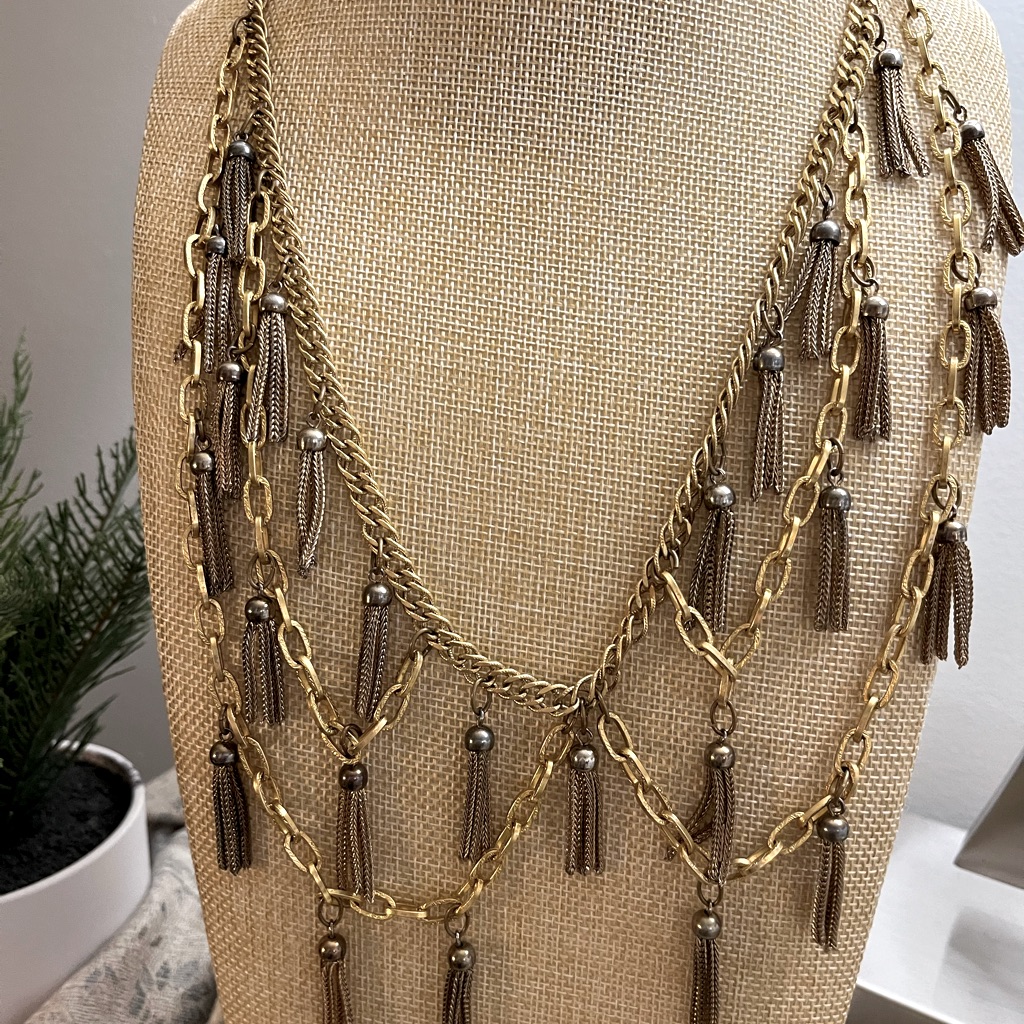 Sautoir Necklace Or Belt?